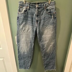 Able Chelsie Jeans - 32. Straight leg, raw hem. Lightly distressed.